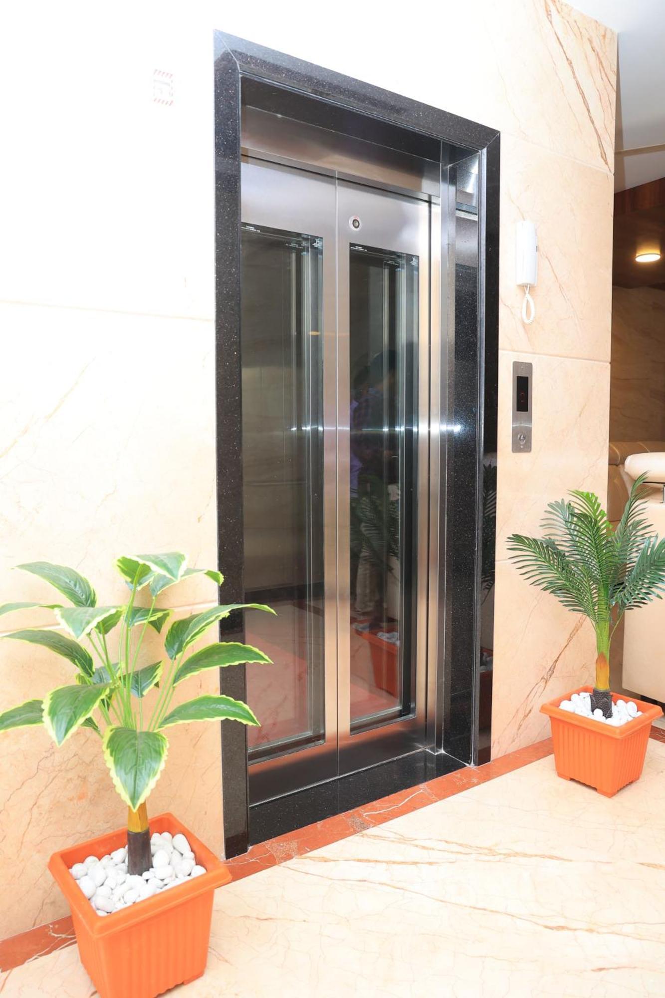 Hotel Tcs Residency à Kanchipuram Extérieur photo